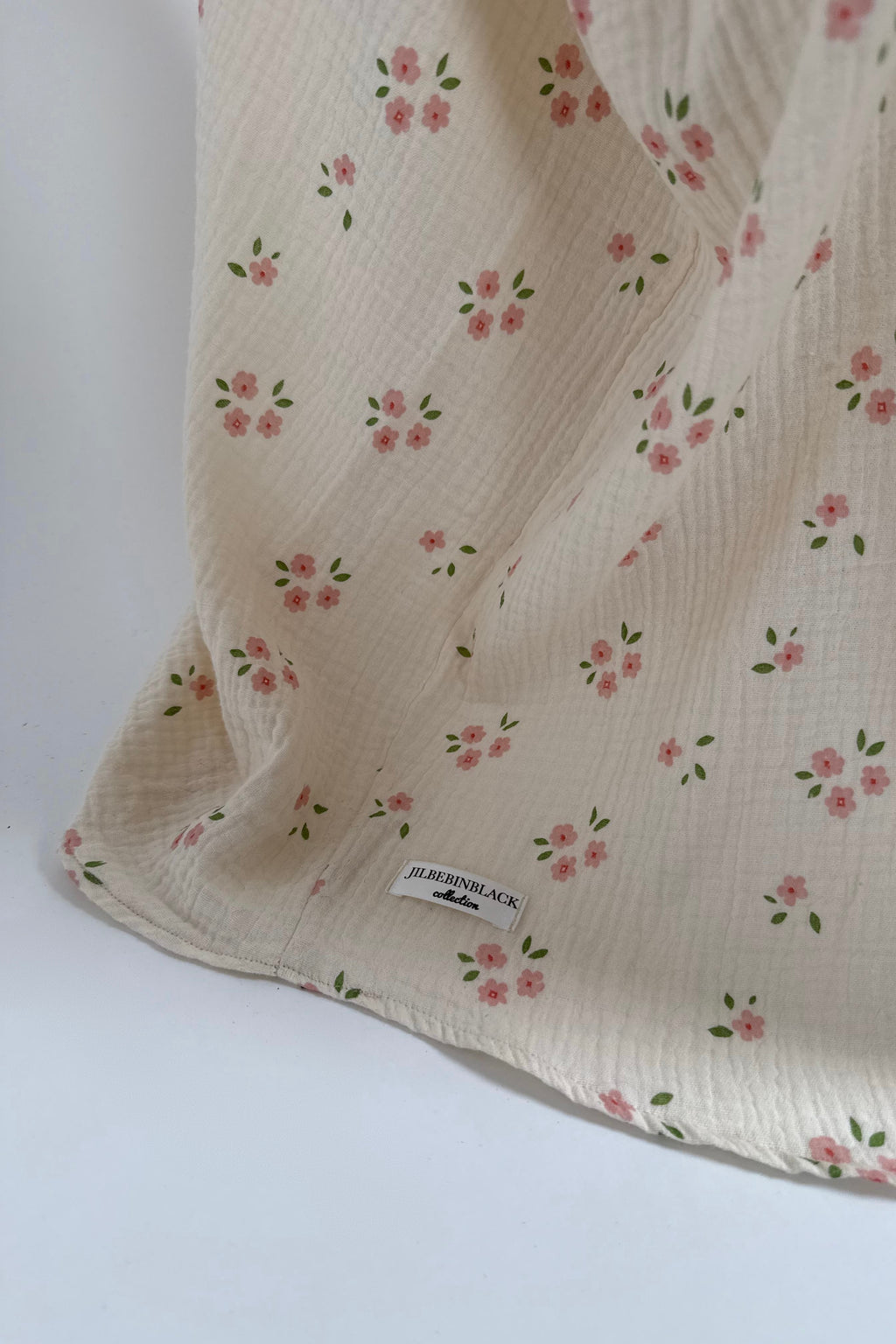 JILBEB UNE PIÈCE AÏCHA