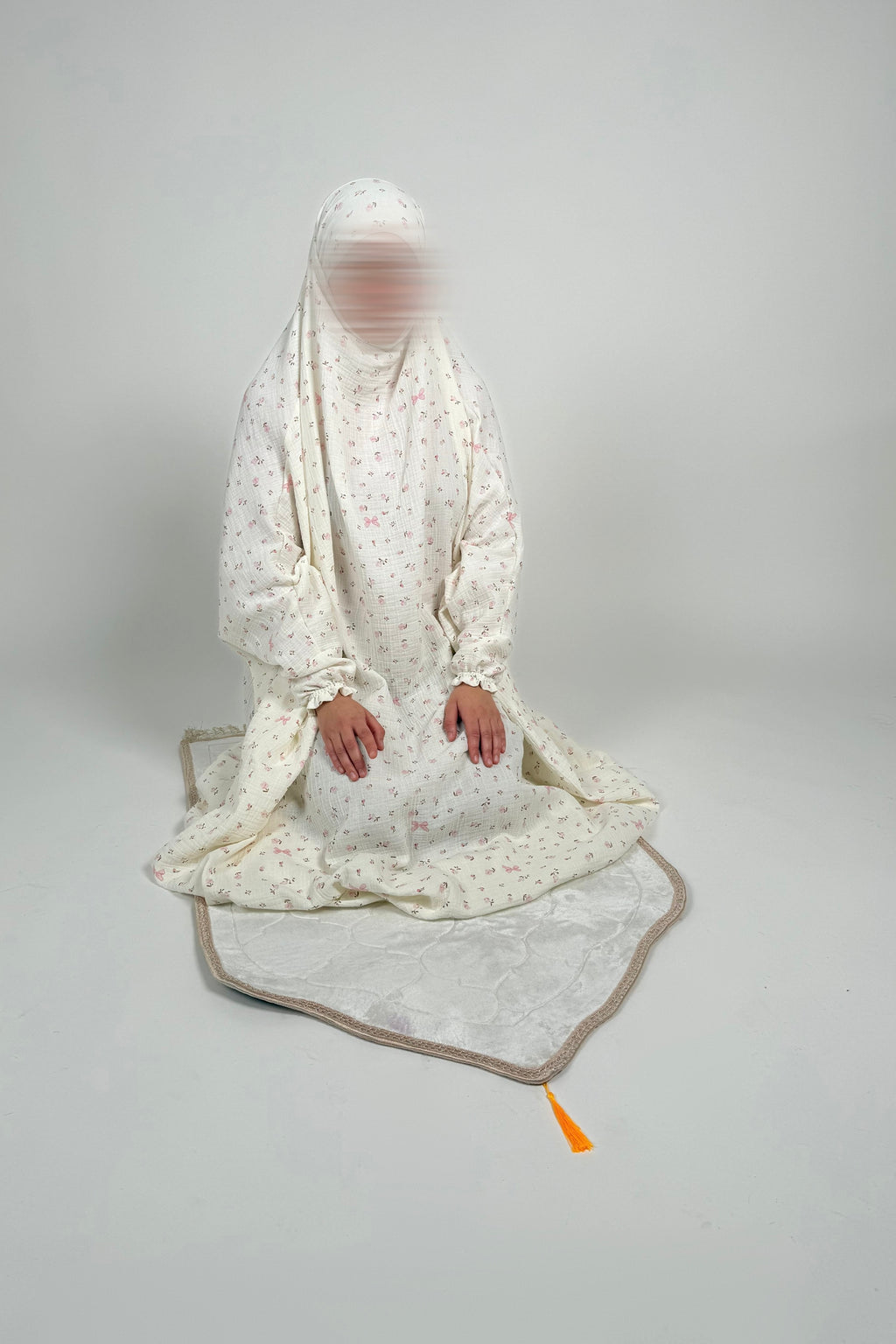 JILBEB UNE PIÈCE FERHAN