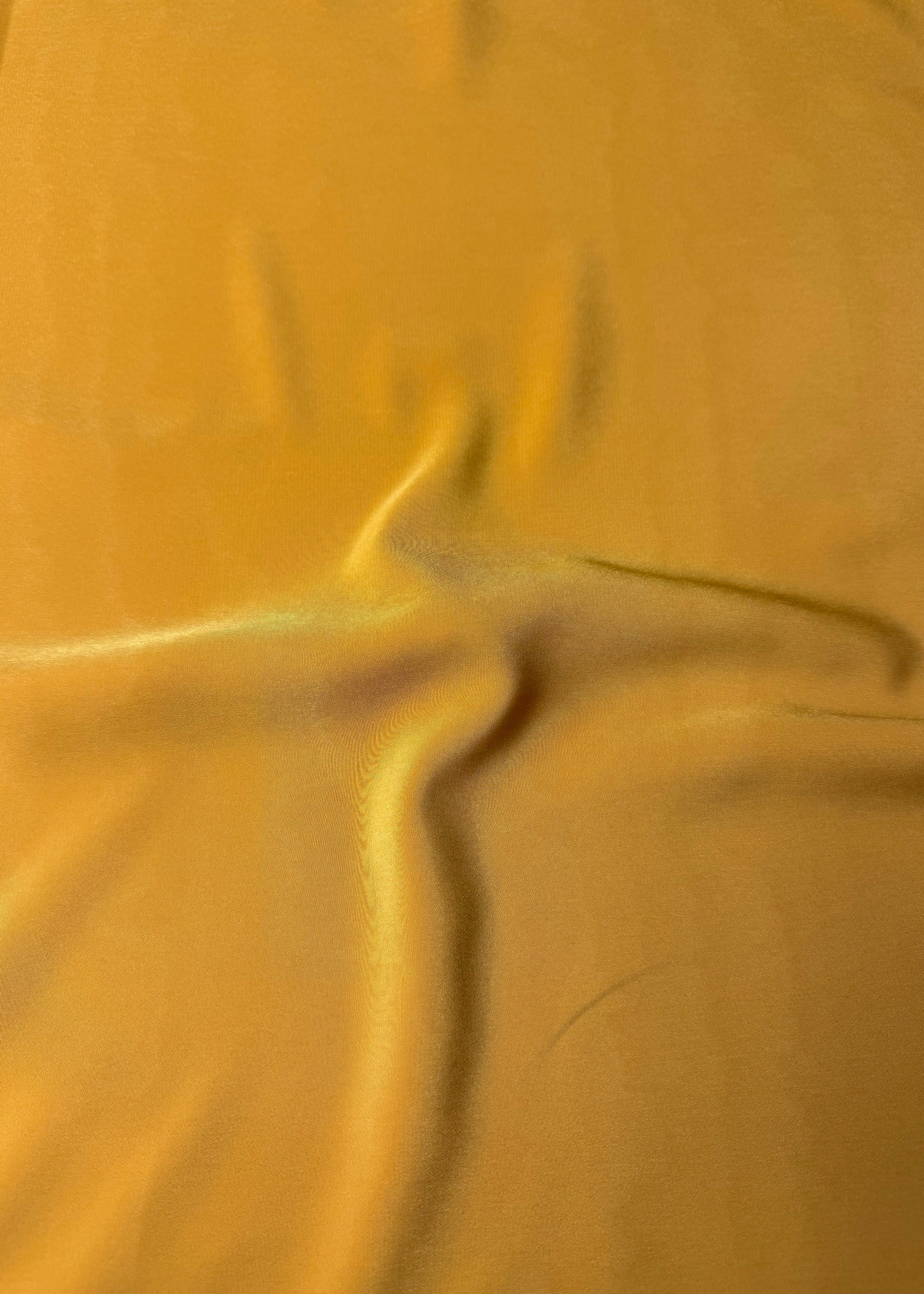 JILBEB UNE PIÈCE JAUNE