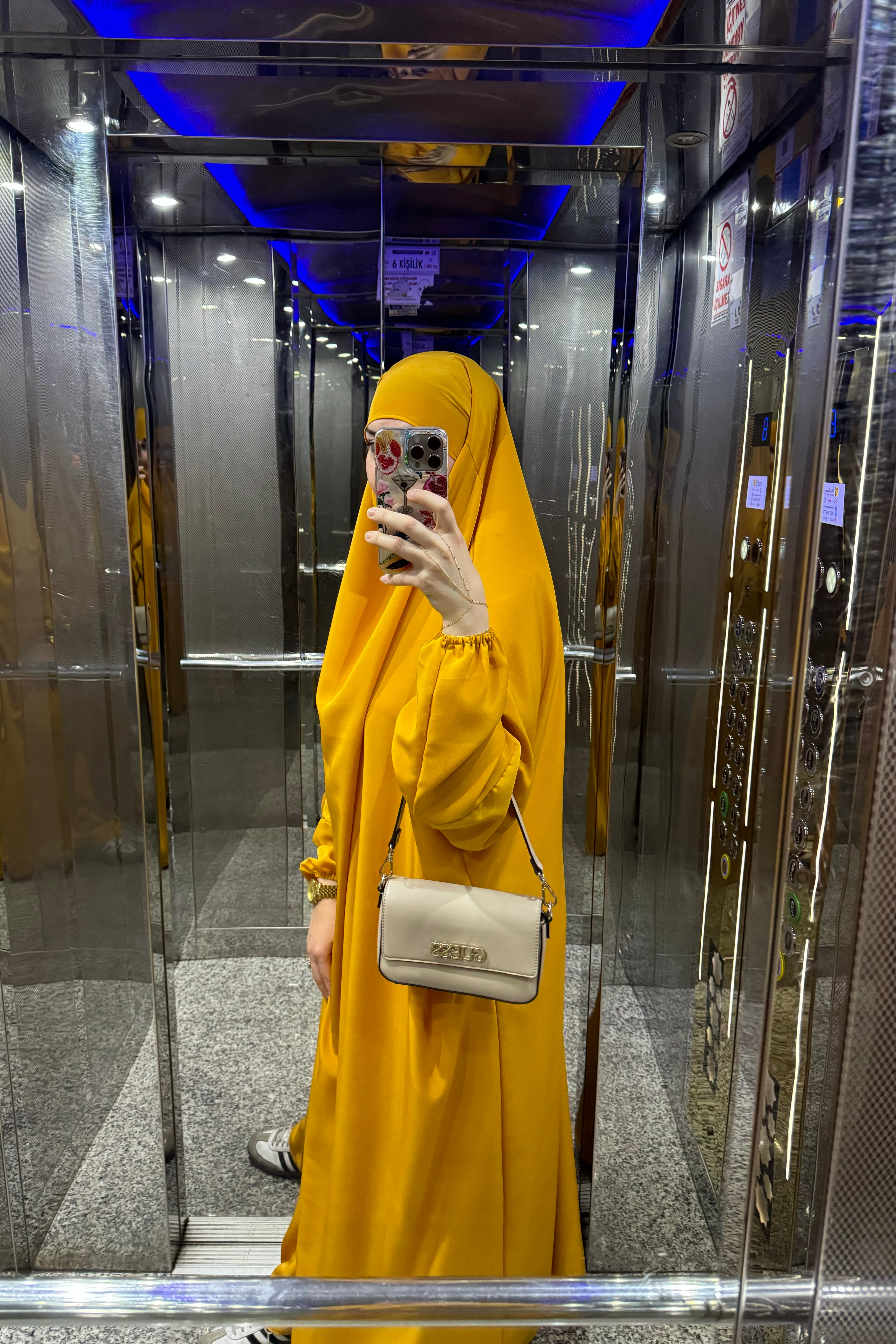 JILBEB JAUNE