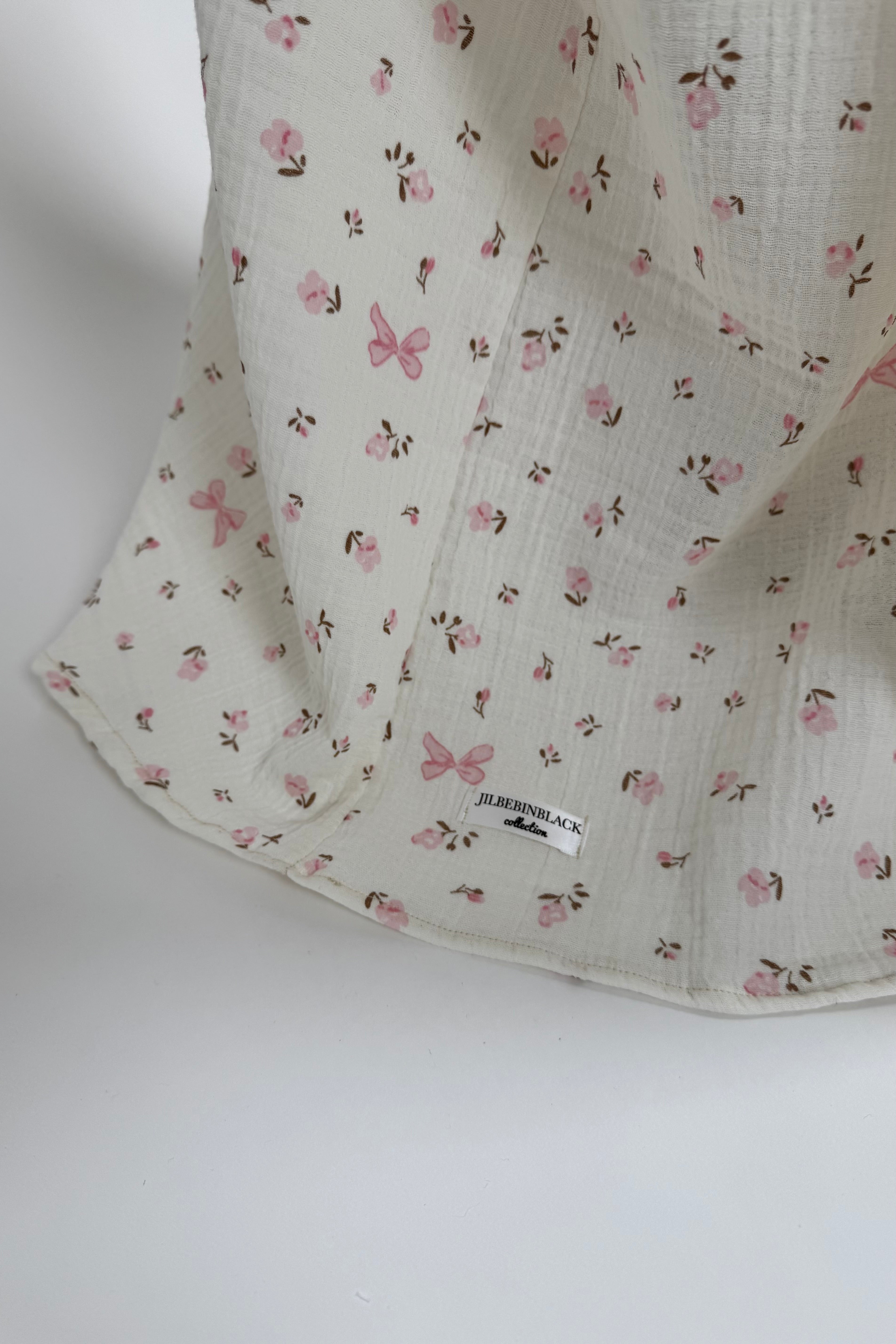 JILBEB UNE PIÈCE FERHAN